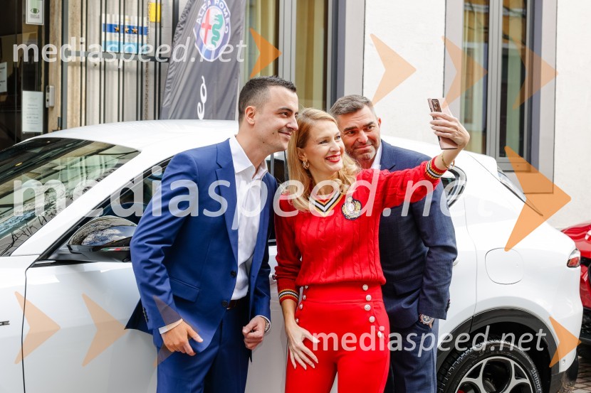  ... ;  Maja Ferme, modna oblikovalka;  Uroš Mravinec, Avto Triglav d.o.o.Alfa Romeo in modna hiša Ferme združujeta poti