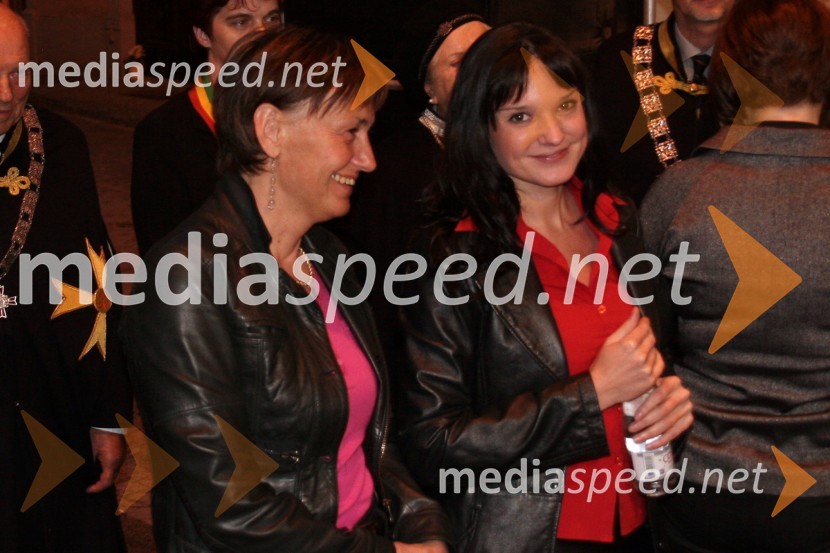 ... in Alenka Gotar, pevka27. Vinska vigred