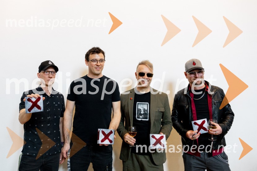  Primož  Benko, glasbenik, član skupine Siddharta;  Boštjan Meglič, glasbenik, član skupine Siddharta;  Jani Hace, glasbenik, Siddharta;  Tomi Meglič, glasbenik, pevec skupine SiddhartaSiddharta izdala novi album X