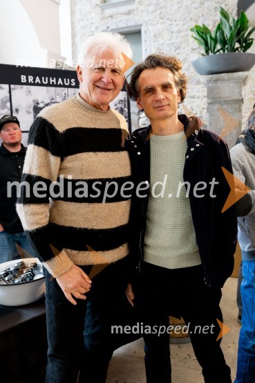  Andrej Šifrer, glasbenik;  Jure Longyka, moderatorSiddharta izdala novi album X