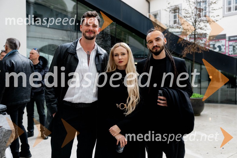  Kristijan Crnica, pevec, KIKIFLY;  ... ;  ... Siddharta izdala novi album X