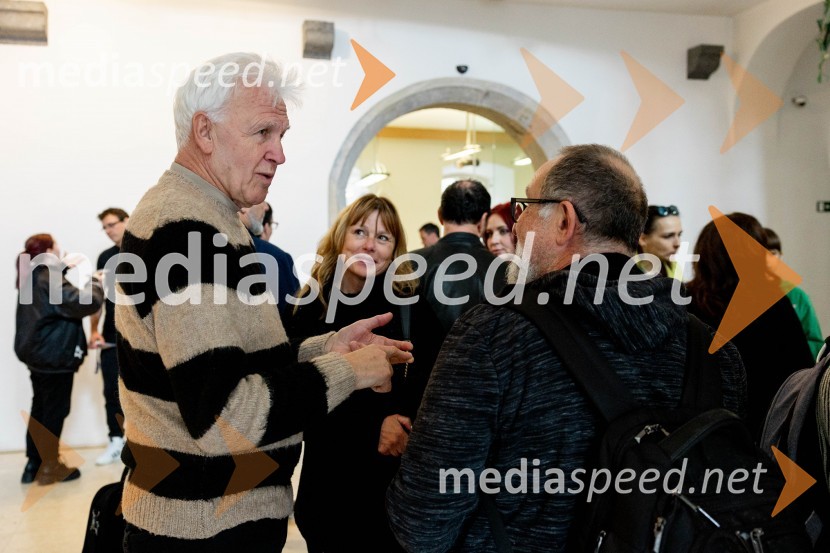  Andrej Šifrer, glasbenik;  Mirjam PovhSiddharta izdala novi album X