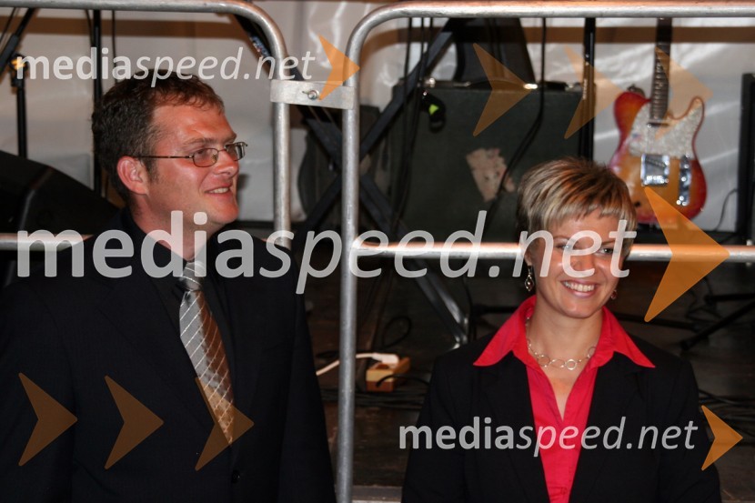 Martin Pečarič, predsednik Društva vinogradnikov Metlika in Janja Pegam, predsednica Turističnega društva Vigred Metlika27. Vinska vigred