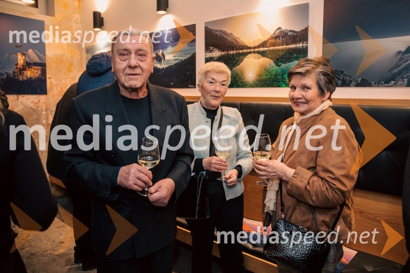  Stane Hauptman;  ... ;  Marjana Erjavec HauptmanSlovenija, 4 barve, odprtje razstave Gregorja Kresala