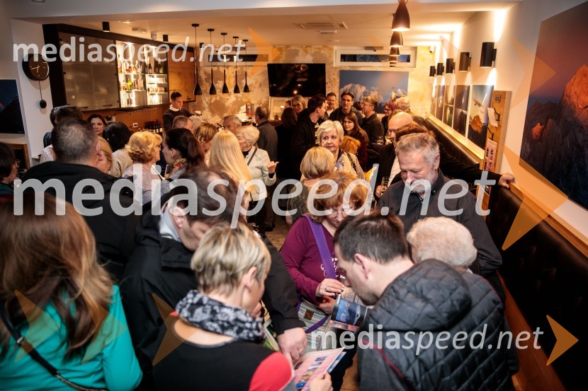 Slovenija, 4 barve, odprtje razstave Gregorja Kresala