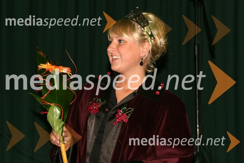 Simona Žugelj, druga kraljica metliške črnine27. Vinska vigred