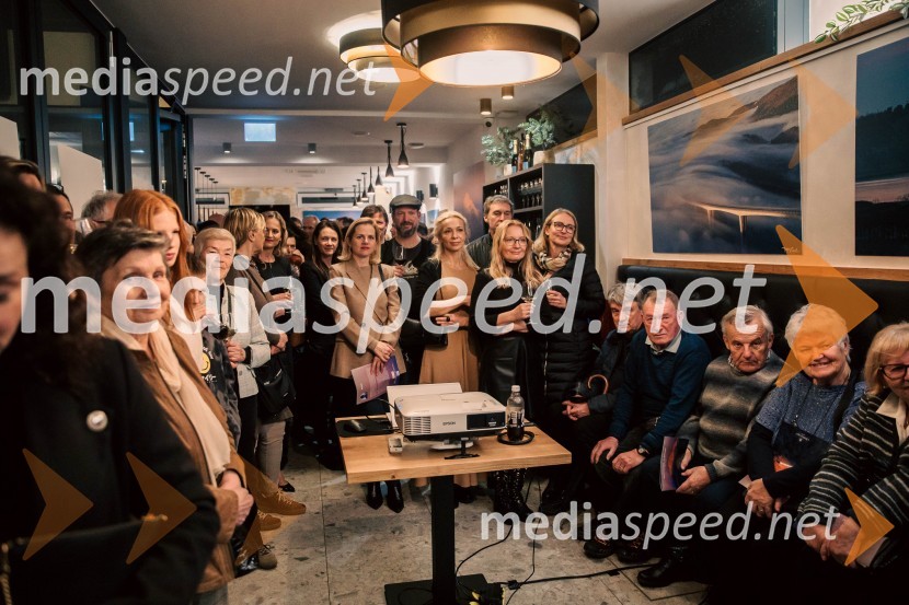 Slovenija, 4 barve, odprtje razstave Gregorja Kresala