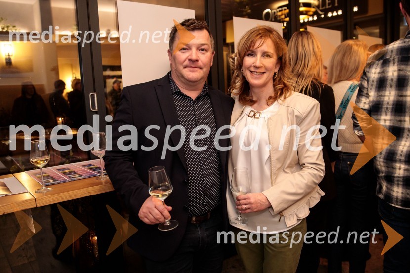  Damjan Gale, Operna klet;  Ani GaleSlovenija, 4 barve, odprtje razstave Gregorja Kresala