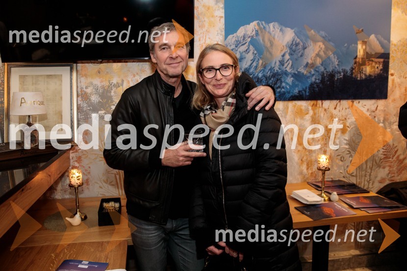 Slovenija, 4 barve, odprtje razstave Gregorja Kresala