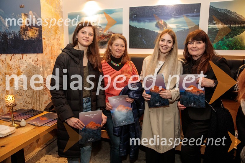 Slovenija, 4 barve, odprtje razstave Gregorja Kresala