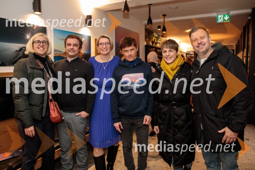  ... ;  ... ;  ... ;  Gregor Kresal, filmski ustvarjalec in fotograf, nekdanji alpinist;  Špela Zakotnik, Edutrain.me;  ... Slovenija, 4 barve, odprtje razstave Gregorja Kresala