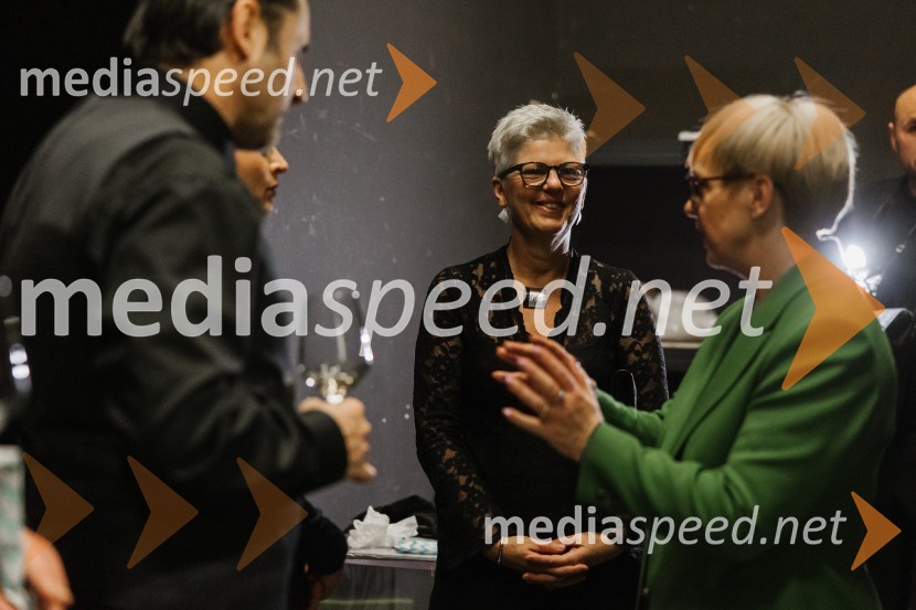  Mirjam Drnovšček, direktorica, SNG Nova GoricaPremiera Ko se mrtvi prebudimo, SNG Nova Gorica