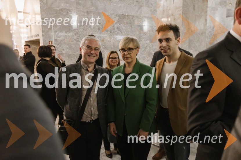  Ljudmil Dimitrov, lektor; dr. Nataša Pirc Musar, predsednica Republike Slovenije;  ... Premiera Ko se mrtvi prebudimo, SNG Nova Gorica