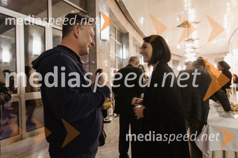  Peter Srpčič, direktor, Mestno gledališče Ptuj;  Arna  Hadžialjević, igralkaPremiera Ko se mrtvi prebudimo, SNG Nova Gorica