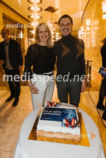  Metka Sulič, odnosi z javnostjo SNG Nova Gorica;  Stiliyan Petrov, režiserPremiera Ko se mrtvi prebudimo, SNG Nova Gorica