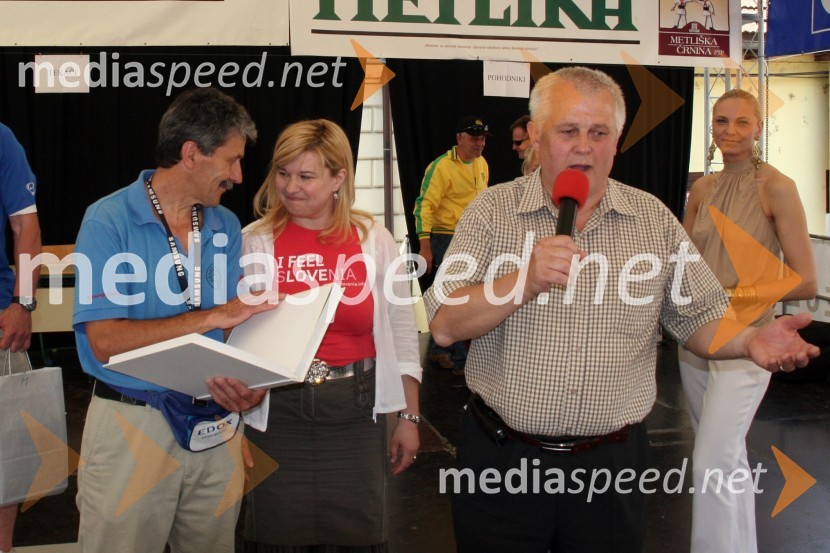 Željko Golaš, Renata Brunskole, županja občine Metlika in Andrej Sever, predsednik Športne zveze Občine Metlika27. Vinska vigred