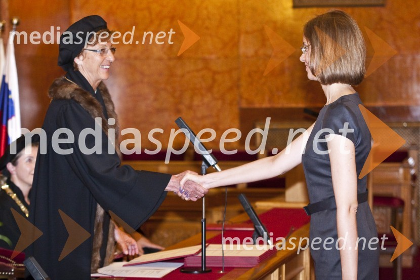 Prof. dr. Andreja Kocijančič, rektorica Univerze v Ljubljani in dr. Tanja Rajkovič, Ekonomska fakulteta Univerze v LjubljaniPromocija doktorjev znanosti Univerze v Ljubljani, 19. maj 2009