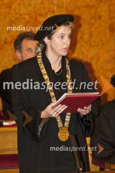 Prof. dr. Barbara Simončič, prodekanica Naravoslovnotehniške fakultete Univerze v LjubljaniPromocija doktorjev znanosti Univerze v Ljubljani, 19. maj 2009