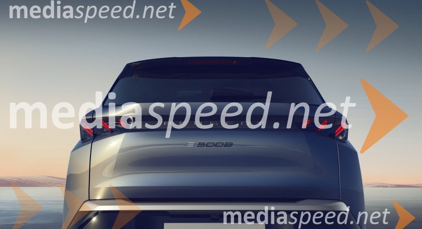 Novi PEUGEOT E-5008