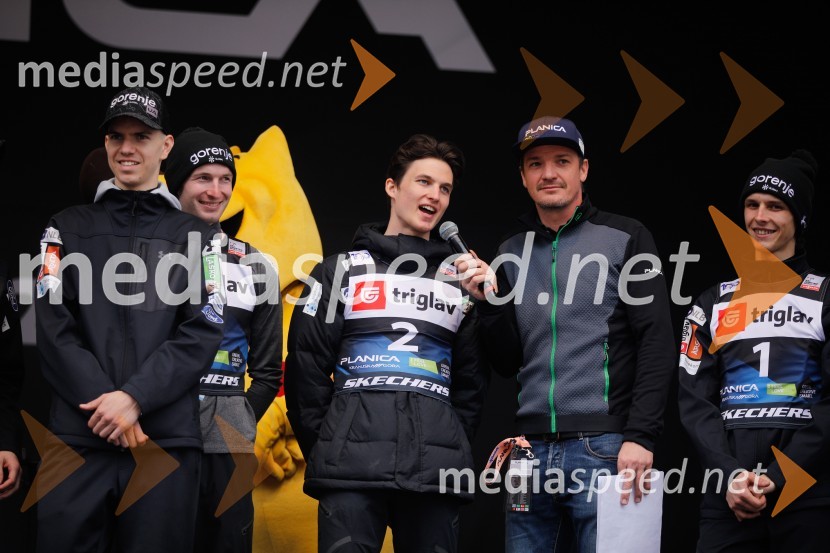  Žak Mogel, smučarski skakalec;  Žiga  Jelar, smučarski skakalec;  Maksim Bartolj, smučarski skakalec;  Mitja Šeško, moderator prireditev ;  Matija Vidic, smučarski skakalecPlanica 2024, četrtek