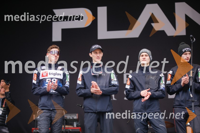  Timi Zajc, smučarski skakalec;  Peter  Prevc, smučarski skakalec;  Domen Prevc, smučarski skakalec;  Lovro Kos, smučarski skakalecPlanica 2024, četrtek