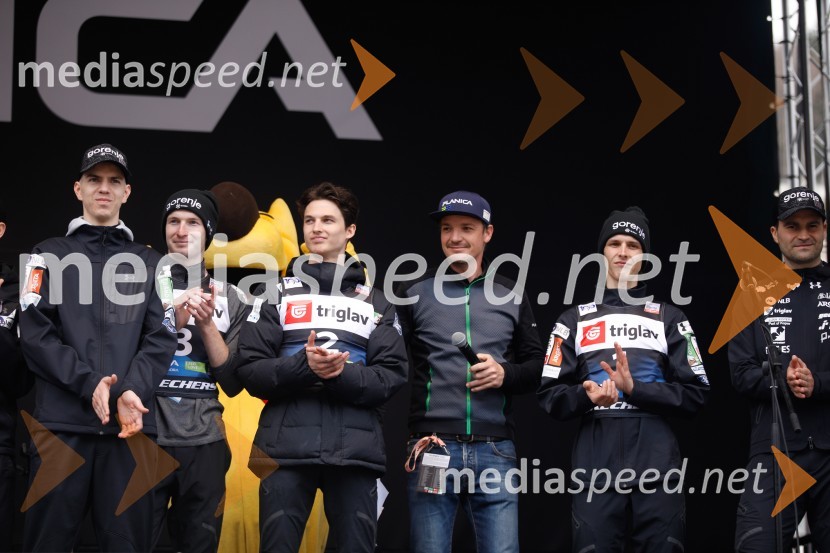  Žak Mogel, smučarski skakalec;  Žiga  Jelar, smučarski skakalec;  Maksim Bartolj, smučarski skakalec;  Mitja Šeško, moderator prireditev ;  Matija Vidic, smučarski skakalec;  Robert Hrgota, trener slovenske skakalne reprezentancePlanica 2024, četrtek