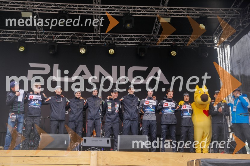  Mitja Šeško, moderator prireditev ;  Timi Zajc, smučarski skakalec;  Peter  Prevc, smučarski skakalec;  Domen Prevc, smučarski skakalec;  Lovro Kos, smučarski skakalec;  Anže Lanišek, smučarski skakalec;  Žak Mogel, smučarski skakalec;  Žiga  Jelar, smučarski skakalec;  Maksim Bartolj, smučarski skakalec;  Matija Vidic, smučarski skakalec;  Robert Hrgota, trener slovenske skakalne reprezentance;  Gregor Janežič, moderatorPlanica 2024, četrtek