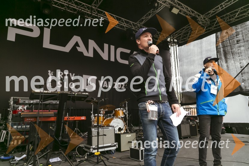  Mitja Šeško, moderator prireditev ;  Gregor Janežič, moderatorPlanica 2024, četrtek