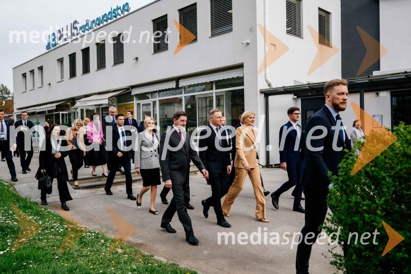 V Kranju postavili doprsni kip Prešernovega poljskega sodobnika