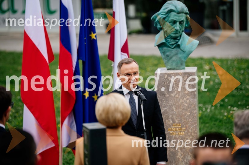  Andrzej Duda, predsednik Republike PoljskeV Kranju postavili doprsni kip Prešernovega poljskega sodobnika