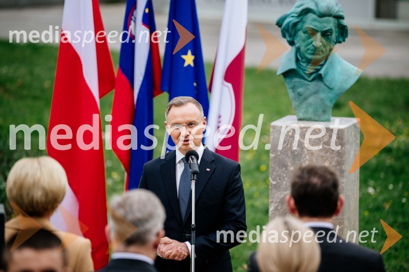  Andrzej Duda, predsednik Republike PoljskeV Kranju postavili doprsni kip Prešernovega poljskega sodobnika