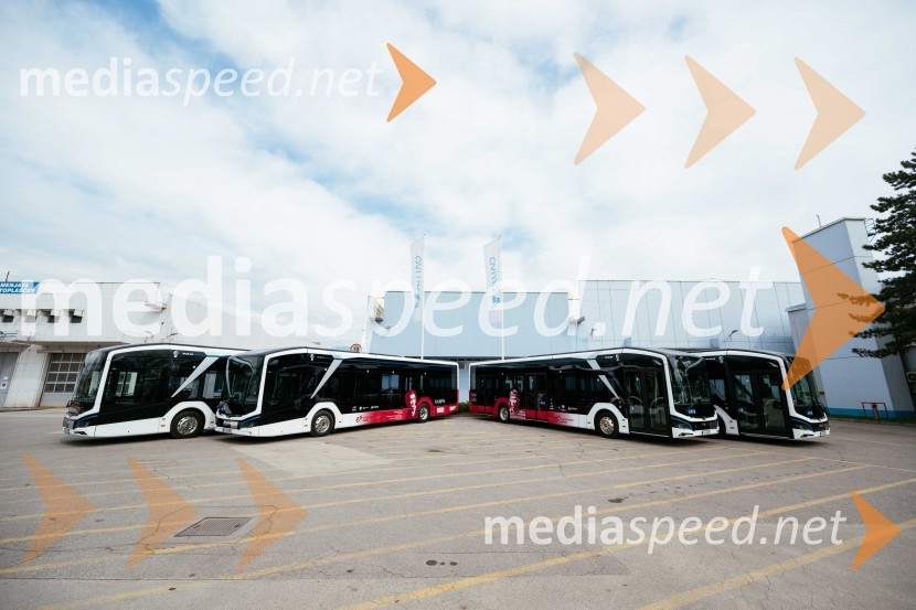 Na kranjskih cestah odslej osem električnih avtobusov