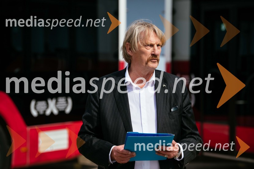  Bo Erik Stig Karlsson, ArrivaNa kranjskih cestah odslej osem električnih avtobusov