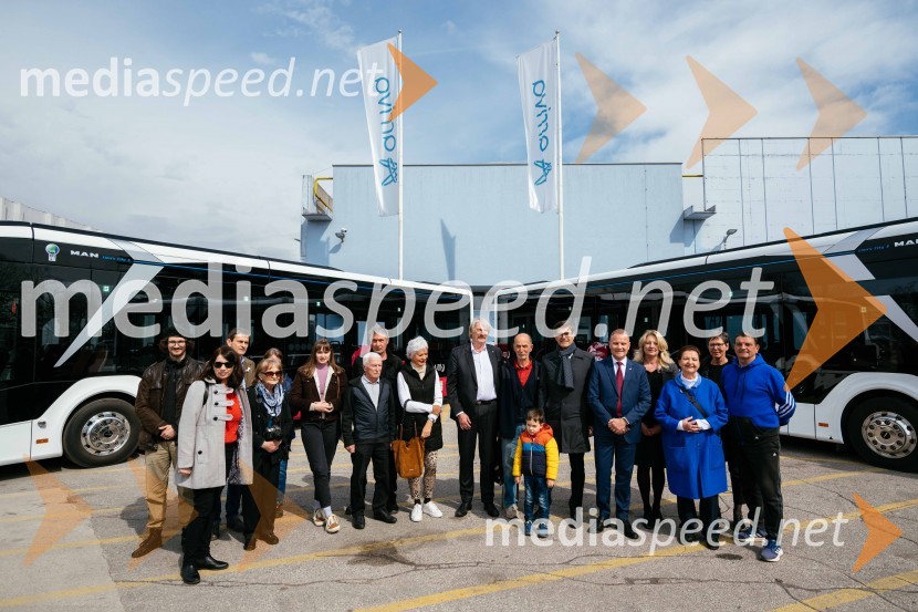 Na kranjskih cestah odslej osem električnih avtobusov