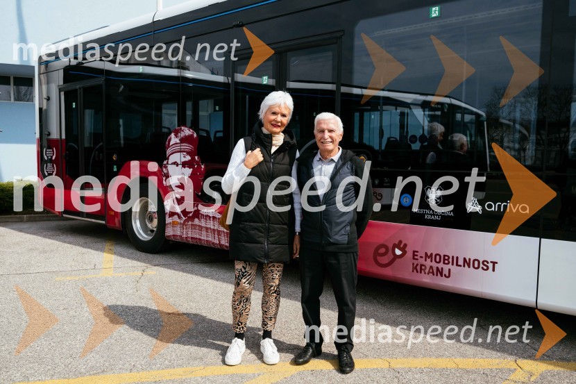 Na kranjskih cestah odslej osem električnih avtobusov