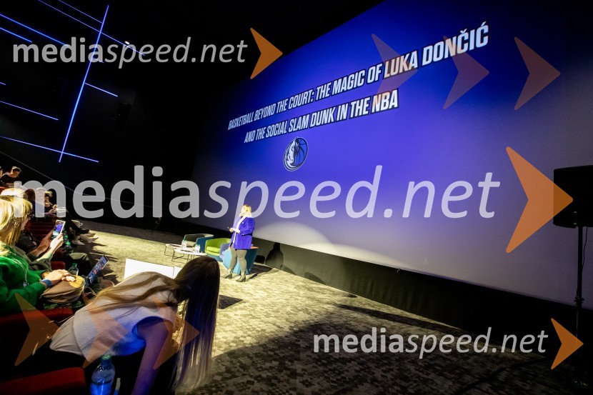  Becca Genecov, direktorica družbenih omrežij, Dallas MavericksDan družbenih omrežij 2024