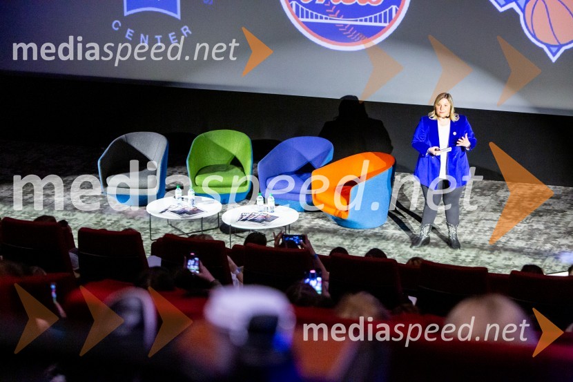  Becca Genecov, direktorica družbenih omrežij, Dallas MavericksDan družbenih omrežij 2024