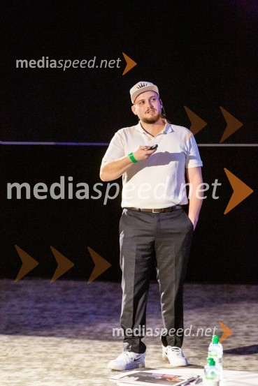  Žiga Šraml, pevec, skupina IL DIVJIDan družbenih omrežij 2024