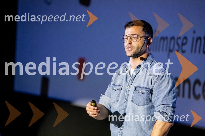  Francesco Colicci, vodja, HootsuiteDan družbenih omrežij 2024