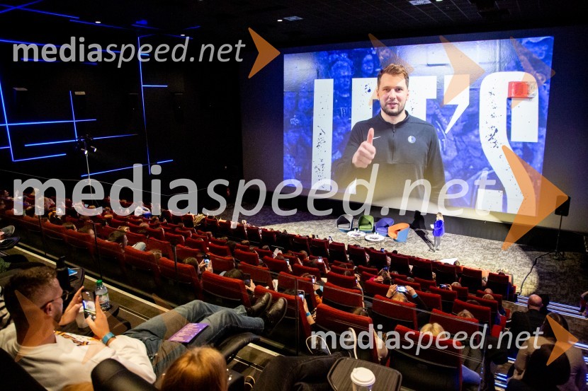  Becca Genecov, direktorica družbenih omrežij, Dallas MavericksDan družbenih omrežij 2024