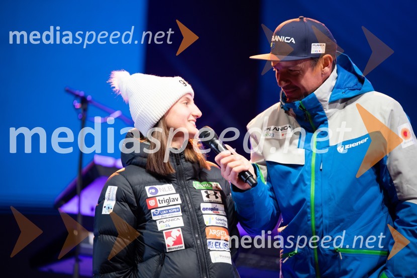  Katra Komar, smučarska skakalka;  Mitja Šeško, moderator prireditev Planica 2024, petkov večerni program Miran Rudan inDESIGN