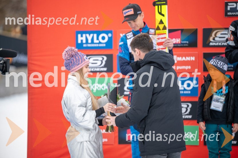  ... ;  Daniel Huber, smučarski skakalec;  ... Planica 2024, petek in zmaga Petra Prevca