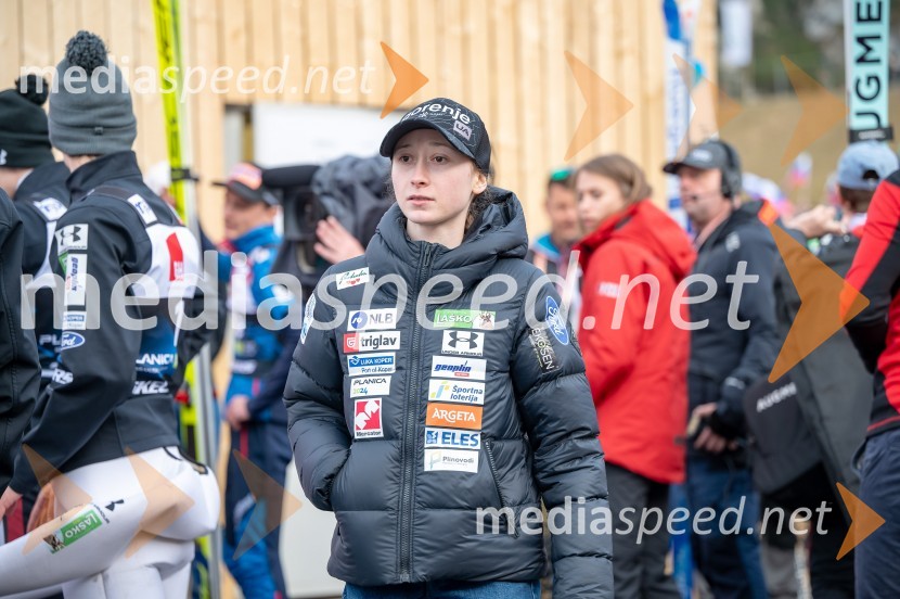  Nika  Prevc, smučarska skakalkaPlanica 2024, petek in zmaga Petra Prevca