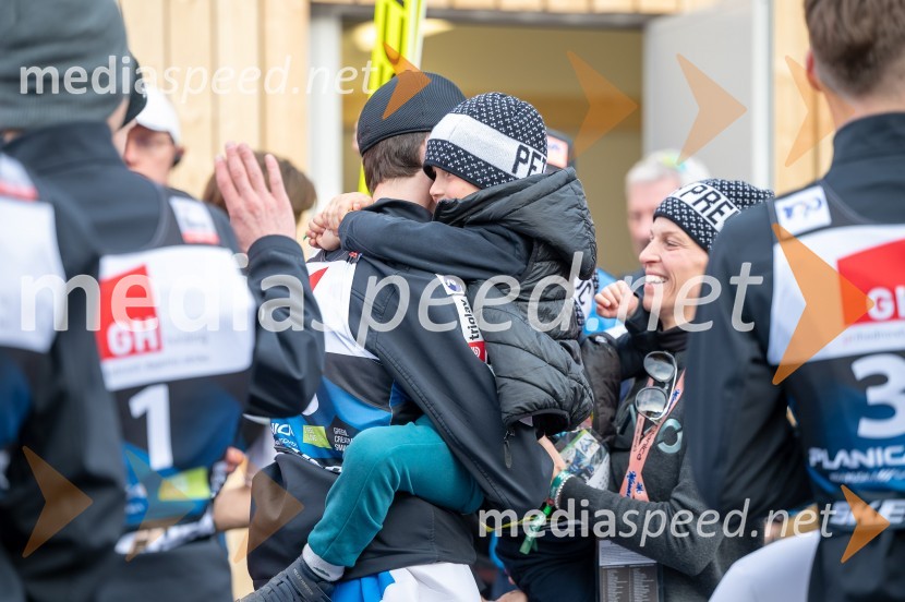  Peter  Prevc, smučarski skakalec;  Ludvik PrevcPlanica 2024, petek in zmaga Petra Prevca