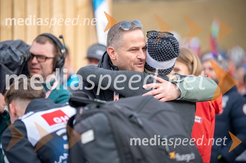  Tomaž Šušteršič, generalni sekretar organizacijskega komiteja PlanicaPlanica 2024, petek in zmaga Petra Prevca