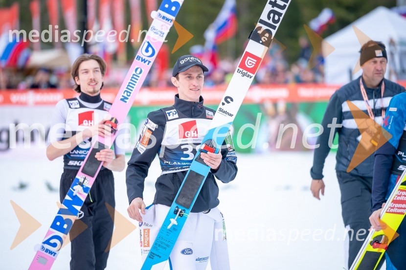  Johann Andre Forfang, smučarski skakalec;  Peter  Prevc, smučarski skakalecPlanica 2024, petek in zmaga Petra Prevca