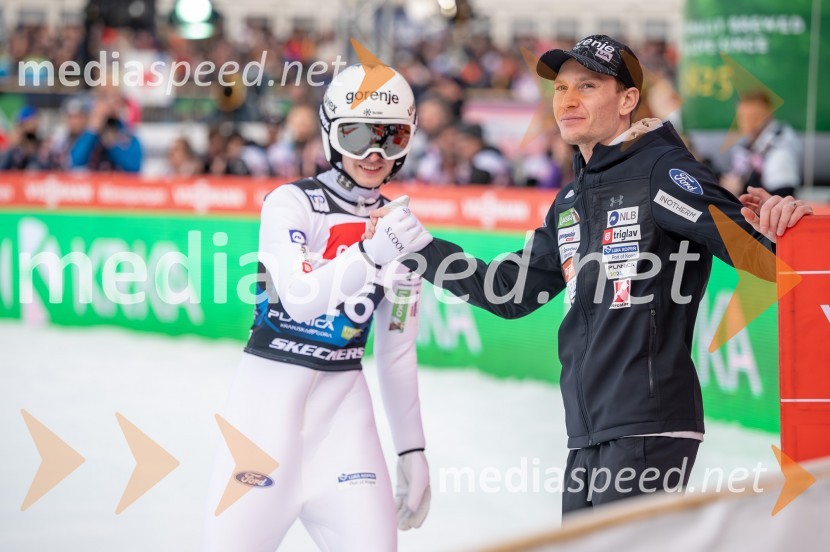 Lovro Kos, smučarski skakalec;  Anže Lanišek, smučarski skakalecPlanica 2024, petek in zmaga Petra Prevca