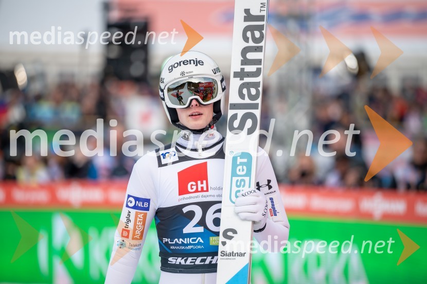  Lovro Kos, smučarski skakalecPlanica 2024, petek in zmaga Petra Prevca