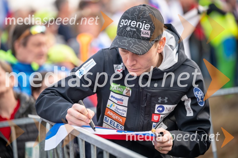  Anže Lanišek, smučarski skakalecPlanica 2024, petek in zmaga Petra Prevca