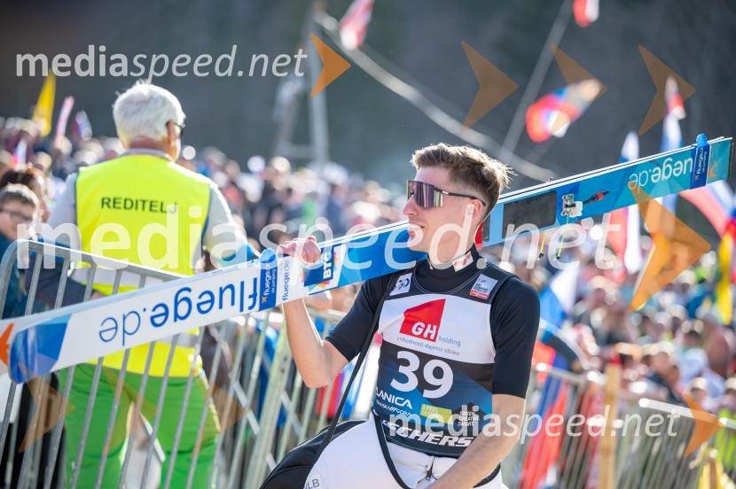  Timi Zajc, smučarski skakalecPlanica 2024, petek in zmaga Petra Prevca